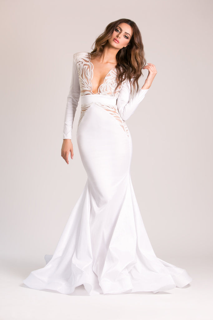 michael costello designer dresses Very Proud and Grateful to welcome MICHAEL COSTELLO in our @amaruboutiquebanus in Puerto Bans A designer whose talent, vision, and artistry have inspired women around the world Every piece tells a